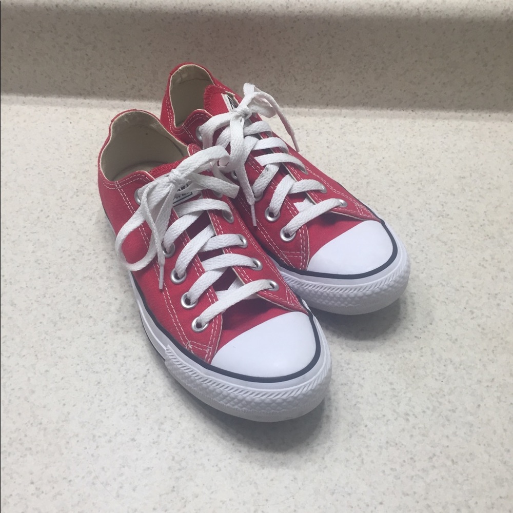Red converse